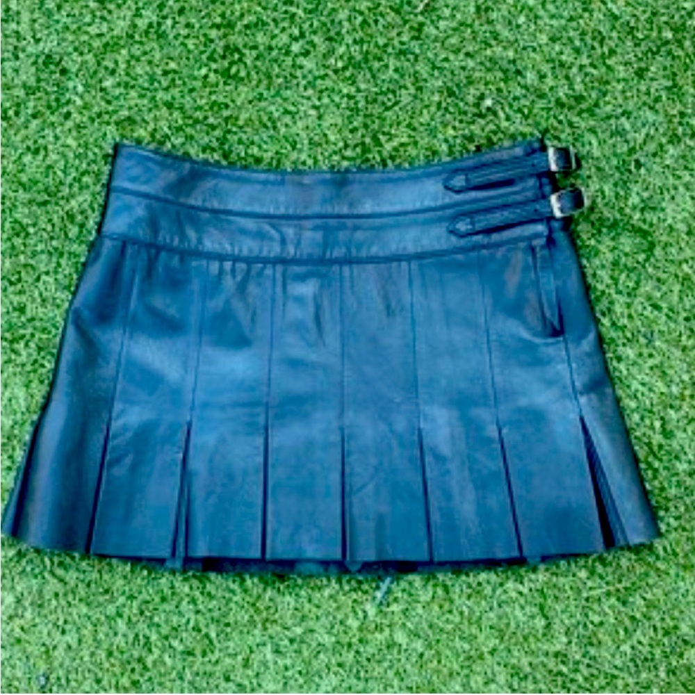 Joie Black Leather pleated skirt size 6